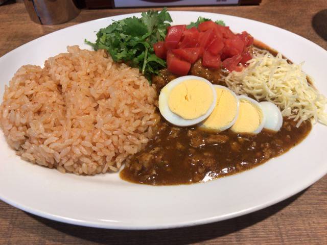 ひき肉少年でランチ