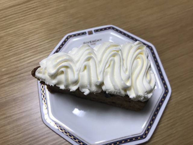 ハドソンマーケットベーカーズのキャロットケーキ