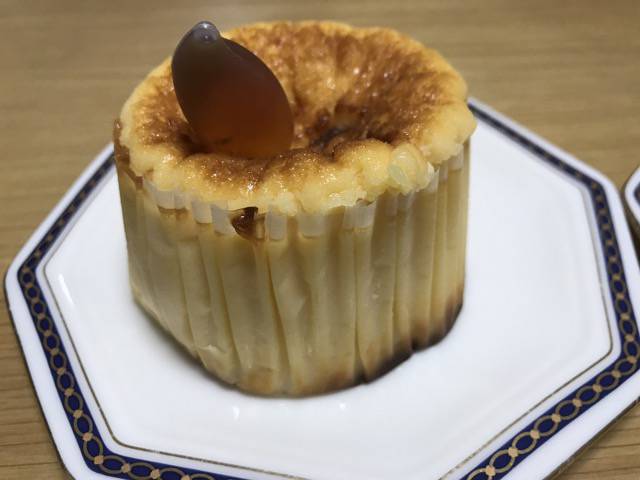 バスクチーズケーキ